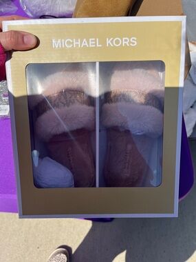 Michael Kors Men’s Blush Pink Fur-Lined Slippers